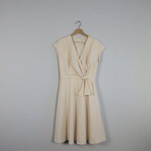 Gal Meets Glam Lydia Dress Knee Length Fit & Flare Wrap V-Neck Lined 6 Cream 548